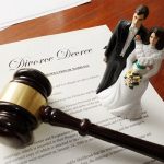 Какая помощь потребуется при расторжении брака в суде?